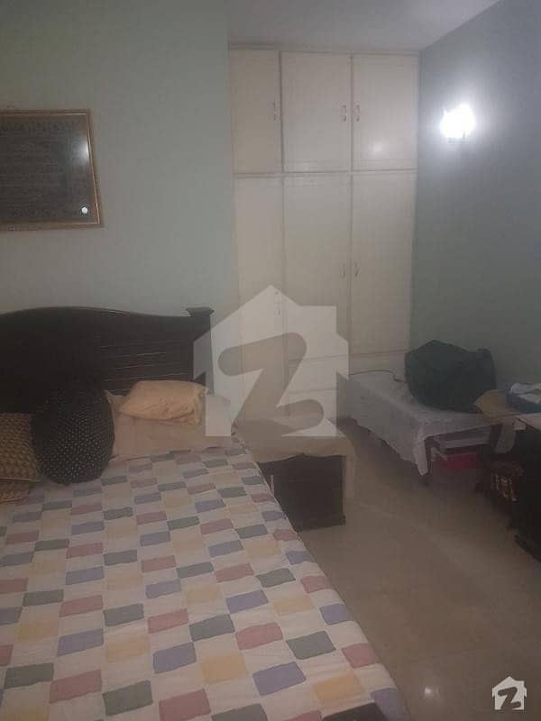 فیصل ٹاؤن ۔ بلاک سی فیصل ٹاؤن لاہور میں 7 کمروں کا 12 مرلہ مکان 2.5 کروڑ میں برائے فروخت۔