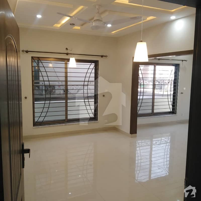 2 bed flat for rent in DHA