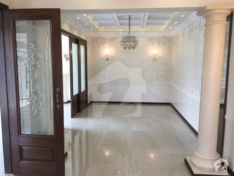 10 Marla Double Unit Luxury Solid Constructed House Is Available For Sale