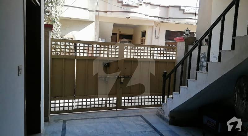 ڈیفنس روڈ راولپنڈی میں 2 کمروں کا 4 مرلہ مکان 55 لاکھ میں برائے فروخت۔