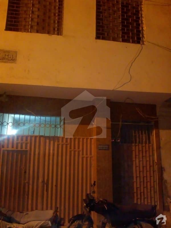 ڈیفینس ویو فیز 3 ڈیفینس ویو سوسائٹی کراچی میں 4 کمروں کا 5 مرلہ مکان 1.65 کروڑ میں برائے فروخت۔