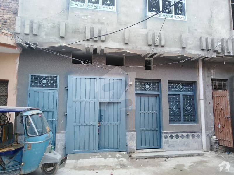 مدینہ کالونی پشاور میں 5 کمروں کا 3 مرلہ مکان 45 لاکھ میں برائے فروخت۔