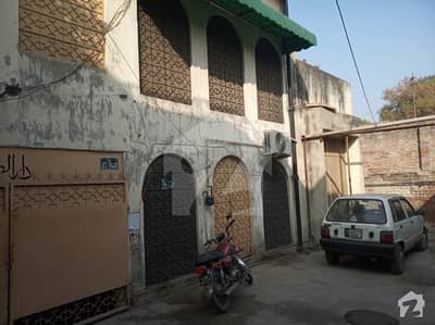 ریلوے کالونی لاہور میں 4 کمروں کا 13 مرلہ مکان 5.3 کروڑ میں برائے فروخت۔