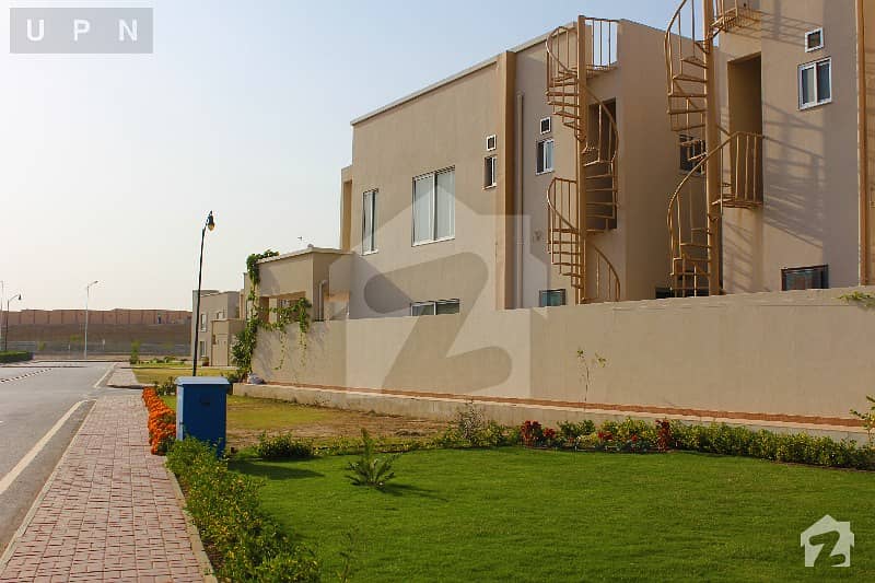 بحریہ ٹاؤن - پریسنٹ 10 بحریہ ٹاؤن کراچی کراچی میں 3 کمروں کا 8 مرلہ مکان 1.68 کروڑ میں برائے فروخت۔