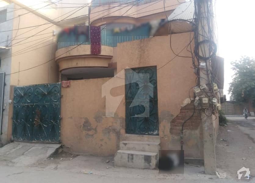 حیات آباد فیز 1 - ڈی3 حیات آباد فیز 1 حیات آباد پشاور میں 5 مرلہ مکان 1.42 کروڑ میں برائے فروخت۔