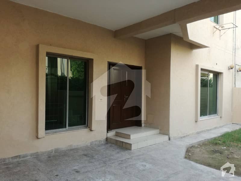 10 Marla 04 Bedroom House Available For Rent In Askari 10 Sector D Lahore Cantt