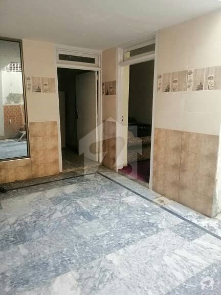 مدینہ ٹاؤن فیصل آباد میں 3 کمروں کا 5 مرلہ مکان 76 لاکھ میں برائے فروخت۔