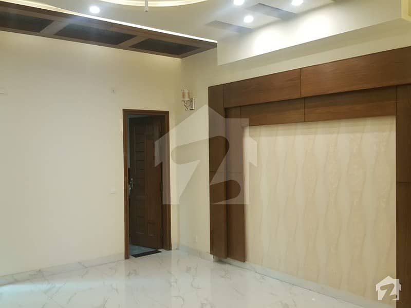 10 MARLA LOWER PORTION FOR RENT IN JASMINE BLOCK BAHRIA TOWN LAHORE