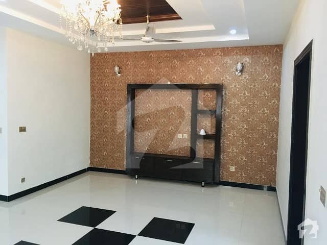 10 Marla Brand New House For Rent In Bahria Town