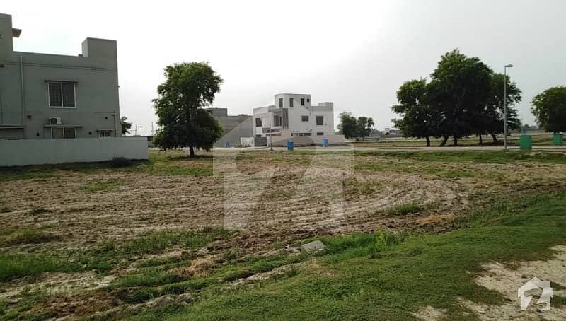 Ideal Location 10 Marla Developed Plot For Sale In Bahria Town Nargis Block