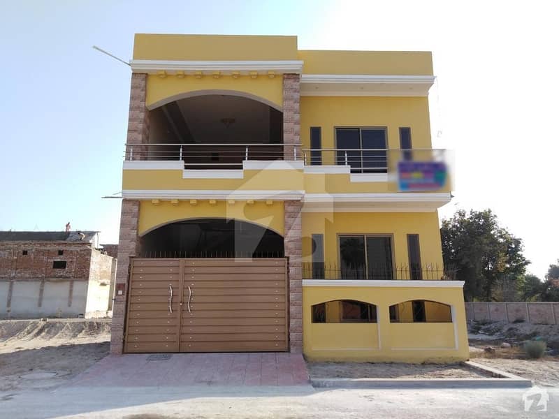 گلبرگ کمرشل بہاولپور یزمان روڈ بہاولپور میں 4 کمروں کا 5 مرلہ مکان 85 لاکھ میں برائے فروخت۔