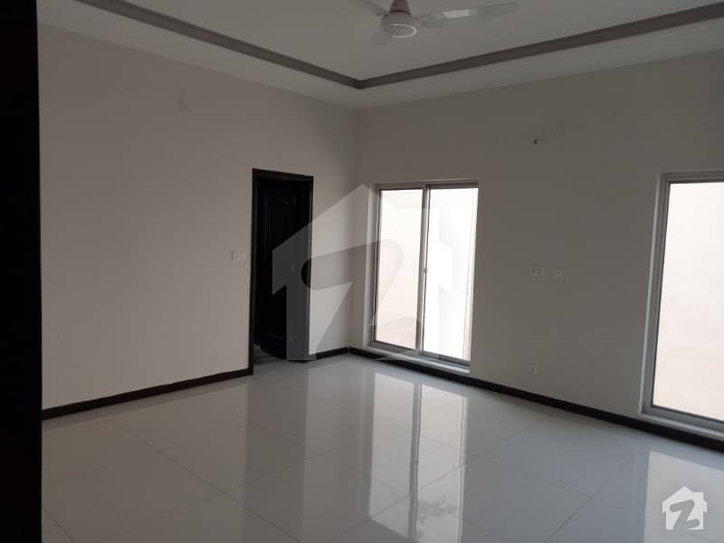 Phase 5 Block K 10 Marla House For Rent