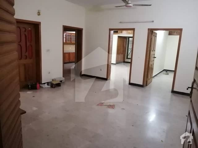 40x80 Single Storey House Is Available For Rent