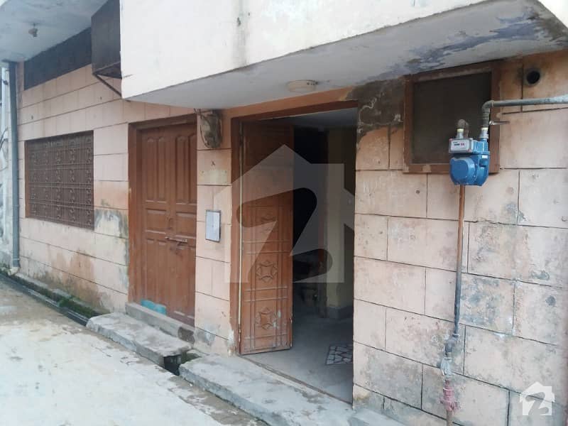 علی پور روڈ گجرات میں 3 کمروں کا 5 مرلہ مکان 55 لاکھ میں برائے فروخت۔