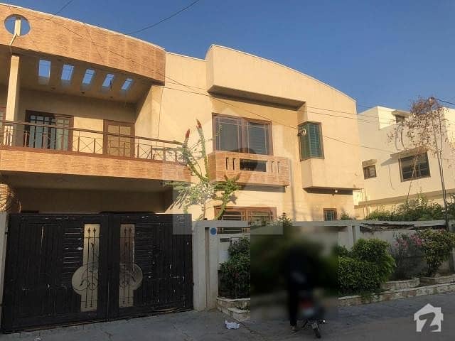 Defence Phase 7 Lanes  300 Yards House For Sale