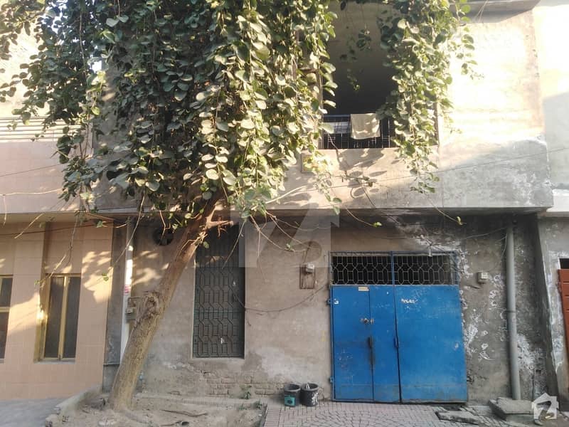ٹاؤن شپ ۔ سیکٹر بی2 ٹاؤن شپ لاہور میں 4 کمروں کا 5 مرلہ مکان 95 لاکھ میں برائے فروخت۔
