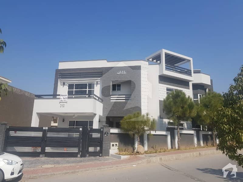 بحریہ ٹاؤن فیز 5 بحریہ ٹاؤن راولپنڈی راولپنڈی میں 7 کمروں کا 14 مرلہ مکان 3.95 کروڑ میں برائے فروخت۔