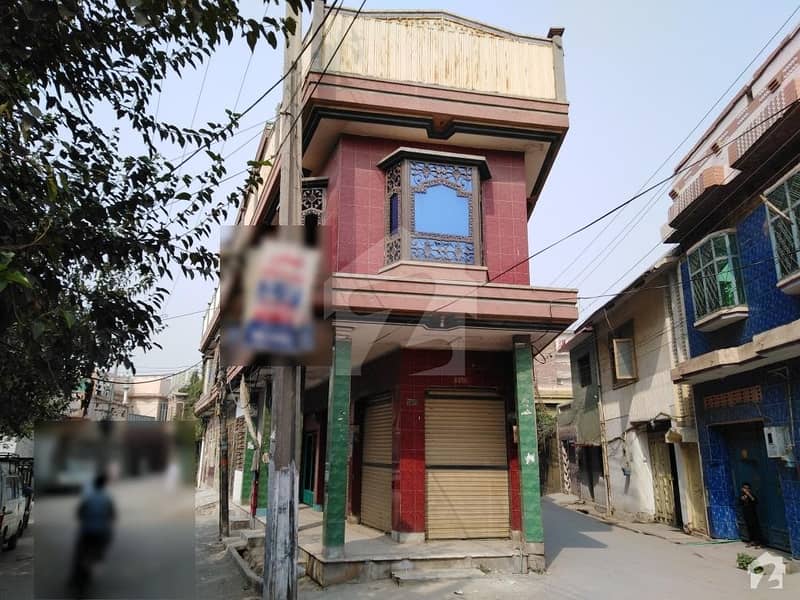 فقیر آباد روڈ پشاور میں 6 مرلہ عمارت 2.3 کروڑ میں برائے فروخت۔