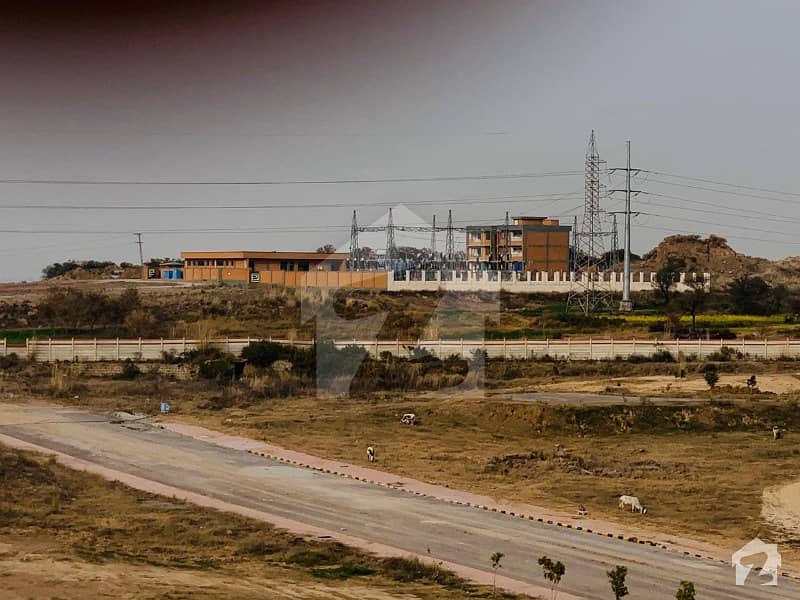 10 Marla Residential Plot For Sale In Block P Gulberg Residencia