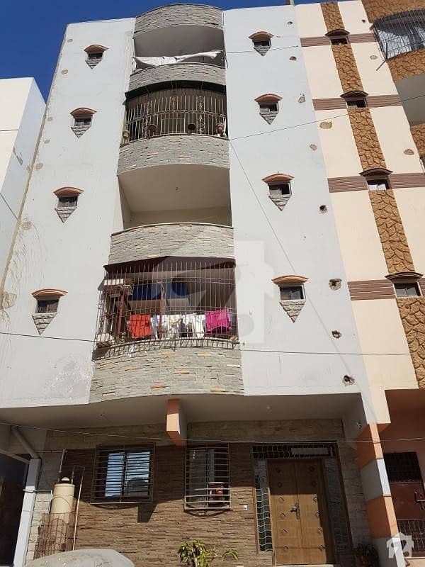 Flat Is Available For Sale Adjacent Main Gizri Road Clifton