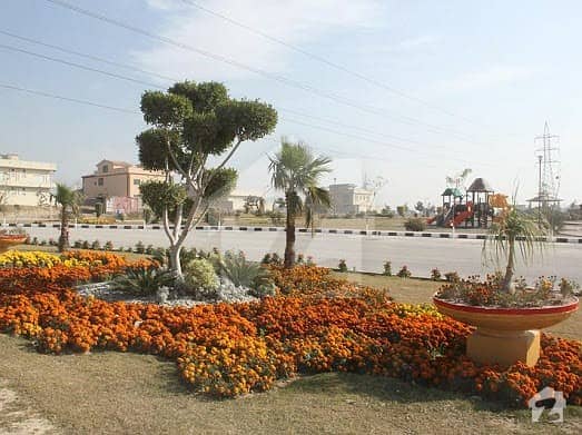 30x60 Plot For Sale In Sector - E