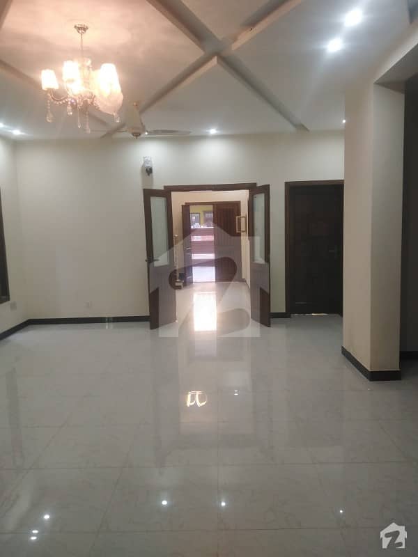 10marla 4beds Plus Servant 5beds Brand New House For Sale In Gulraiz Housing
