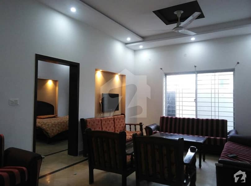 پنجاب سمال انڈسٹریز کالونی لاہور میں 5 کمروں کا 7 مرلہ مکان 1.4 کروڑ میں برائے فروخت۔