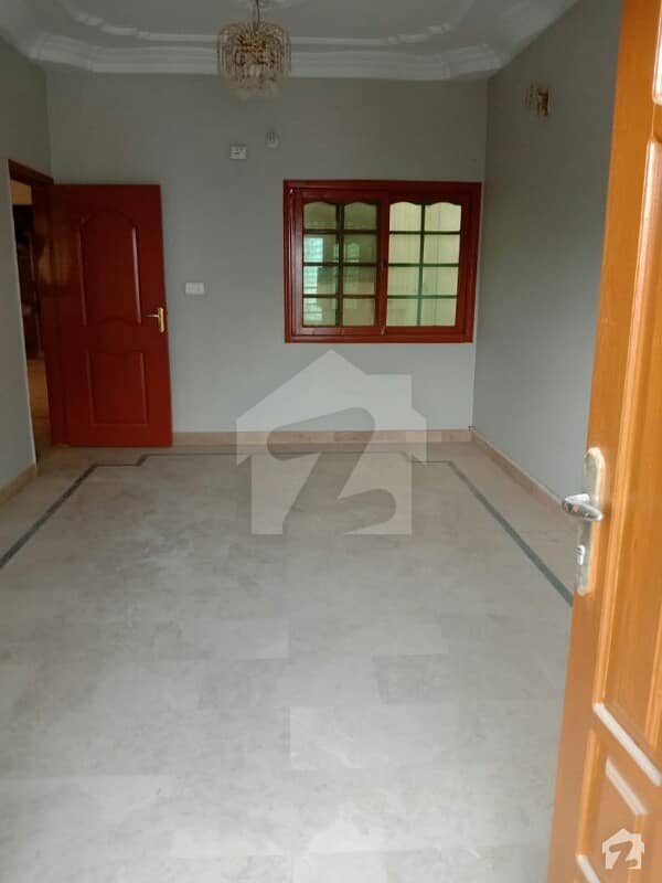 03 bed dd Portion available for rent in GULISTAN E JAUHAR block 3