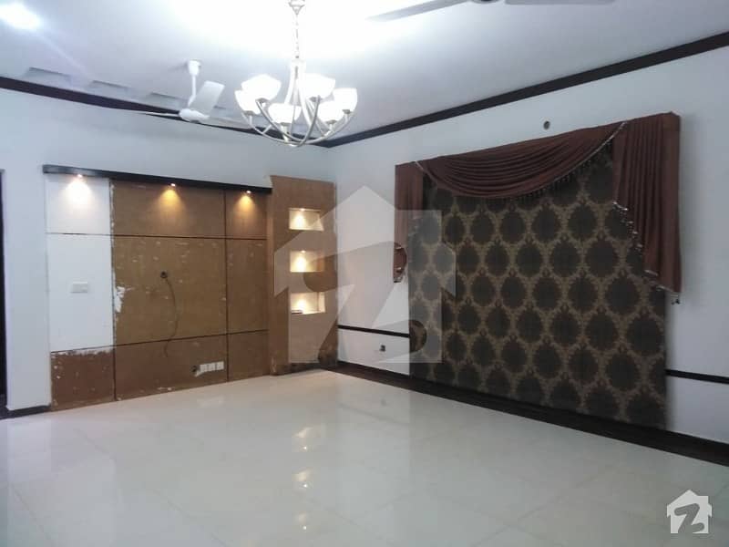 500 Sq Yards Like New House For Sale In Dha Phase 6