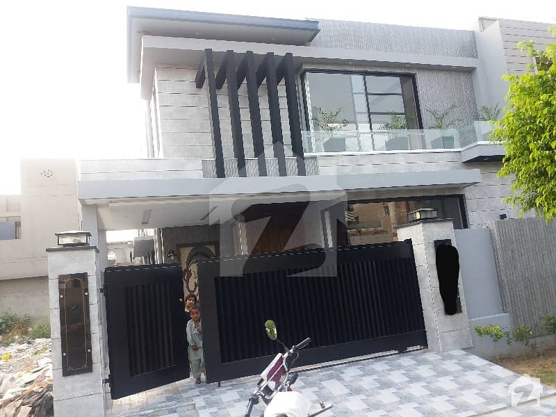 1 Kanal Upper Portion Is Available Rent DHA Phase 5