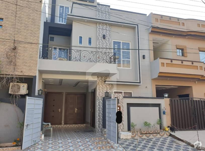 5 Marla Ultra Modern Extra Luxury Top Class House Very Hot Location Near Park Market And Main Commercial