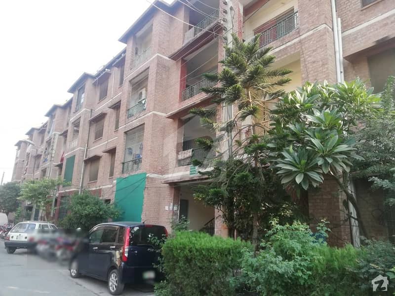 First Floor Flat For Sale In Pha Colony Uet Lahore