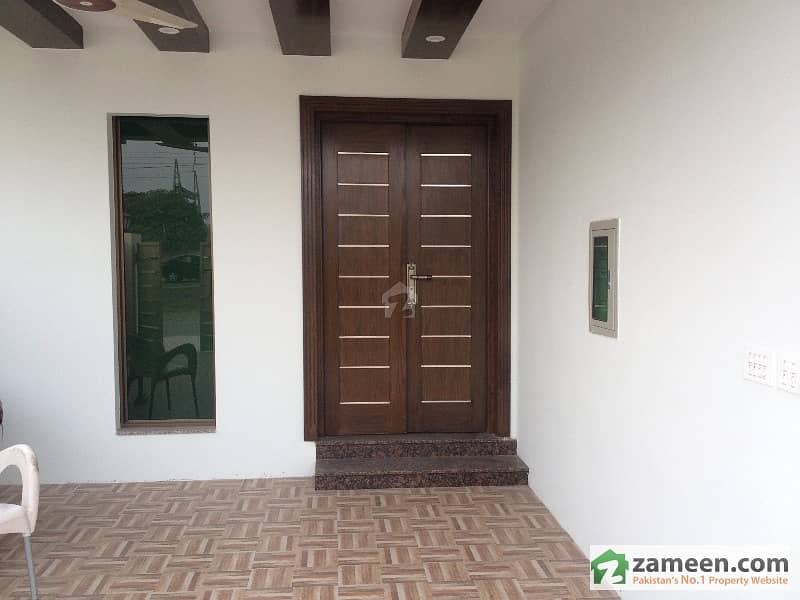 Apartment Available For Rent In Dha Lahore At Hot Location