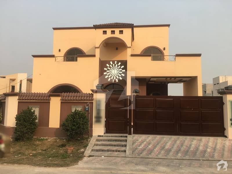 ایڈن سٹی - بلاک سی ایڈن سٹی ایڈن لاہور میں 6 کمروں کا 1 کنال مکان 3.75 کروڑ میں برائے فروخت۔