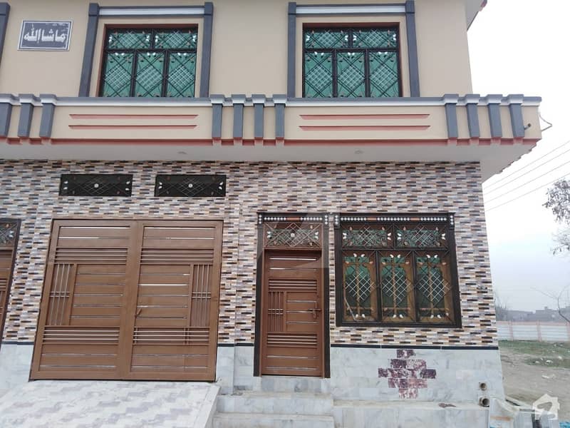 ڈلا زیک روڈ پشاور میں 7 کمروں کا 6 مرلہ مکان 1.45 کروڑ میں برائے فروخت۔
