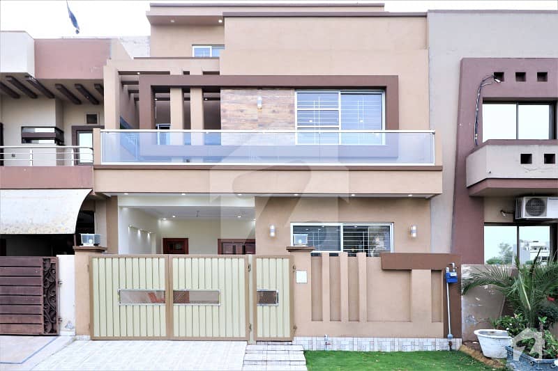 4 Bed 5 Marla Modern New House For Sale at Reasonable Price