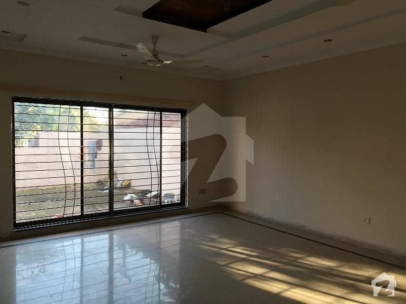 1 KANAL NEW LOWER PORTION FOR RENT IN PUNJAB SOCIETY PHASE 2
