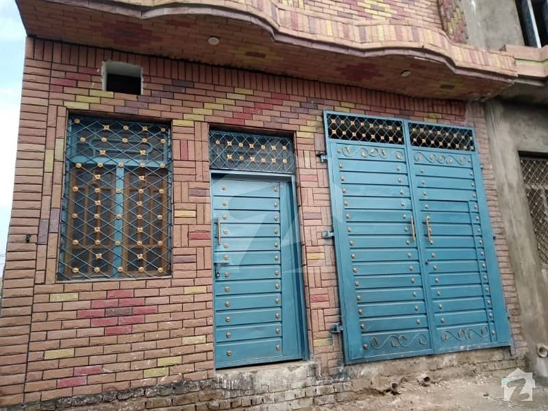 پاجیگی روڈ پشاور میں 3 کمروں کا 6 مرلہ مکان 40 لاکھ میں برائے فروخت۔