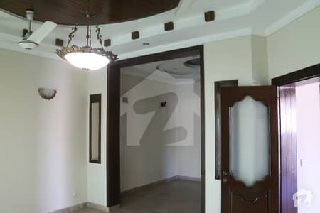 10 Marla Corner Facing House For Sale 10 Marla Corner Facing House For Sale