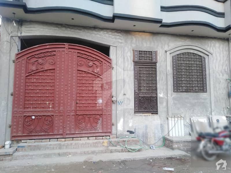 گُل بہار پشاور میں 6 مرلہ مکان 2.5 کروڑ میں برائے فروخت۔