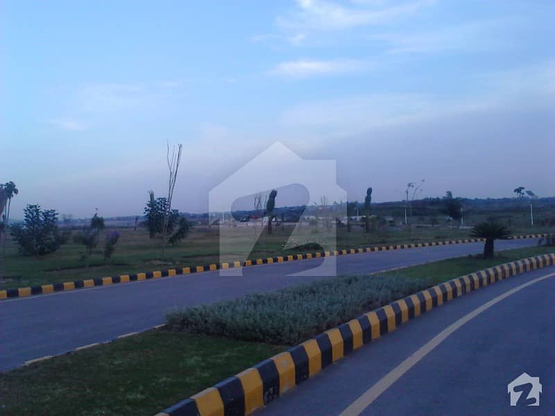 Gulberg Residencia O Block 10 Corner Marla Plot On Ideal Location For