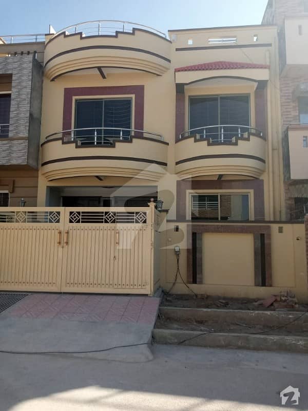 Double Storey House 1st Entry 50 Feet Road Ideal Location