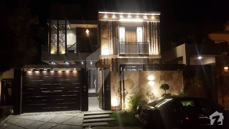 Out Class 5 Bedrooms With Full Basement Bungalow For Rent At Amir Khusro Bahadurabad