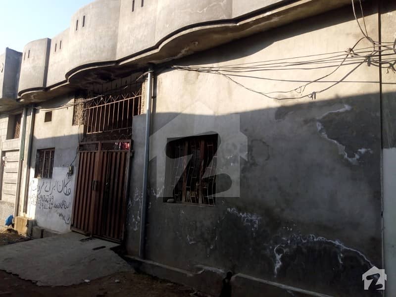 محمود آباد جہلم میں 2 کمروں کا 6 مرلہ مکان 24 لاکھ میں برائے فروخت۔