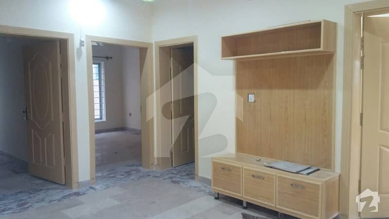 2 beds with attached bath appartment  with gas for rent