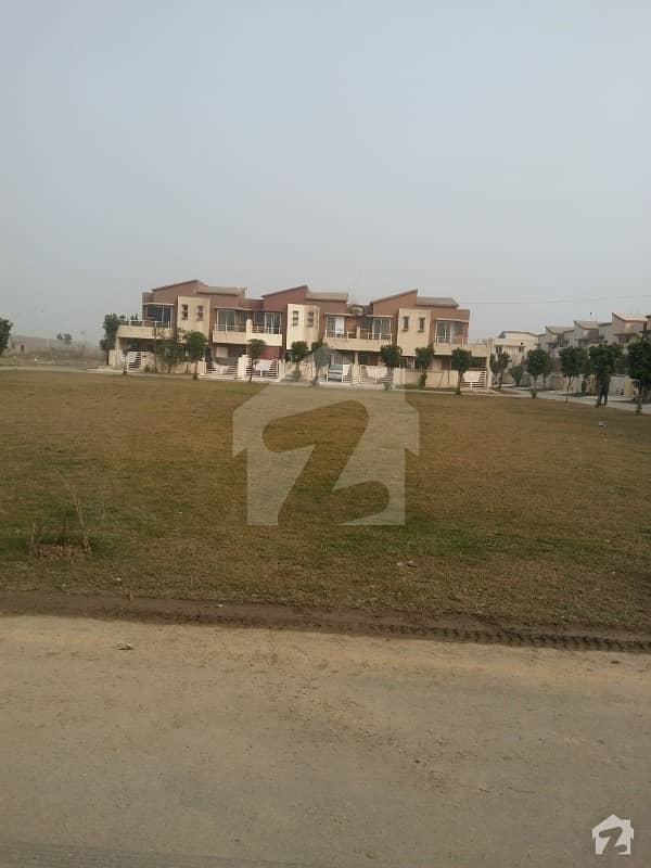 5 Marla Facing Park Plot In 29 Lakh In Eden Gardens Ferozpur Road