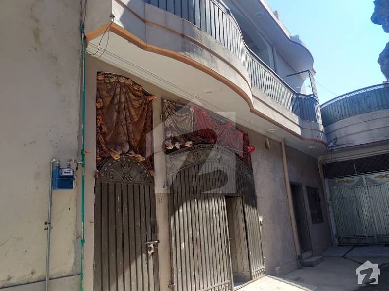 ارباب سبز علی خان ٹاؤن ورسک روڈ پشاور میں 6 کمروں کا 4 مرلہ مکان 72 لاکھ میں برائے فروخت۔