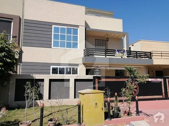 بحریہ ٹاؤن فیز 8 بحریہ ٹاؤن راولپنڈی راولپنڈی میں 5 کمروں کا 10 مرلہ مکان 2.45 کروڑ میں برائے فروخت۔