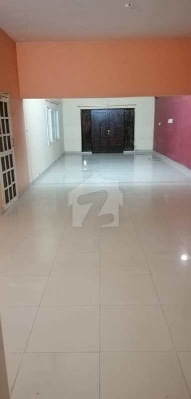 500 Square Yard Block 7 Well Maintained Independent Ground Floor Portion Gulshan