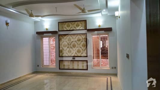 10 Marla 3 Beds Upper Portion House For Rent In Sahiwal